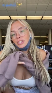 Corinnakopf - oh no i tripped up the stairs i could use some help