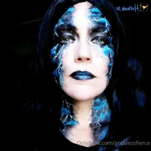 Goddessfierce - Can t we just play in your big bed all day