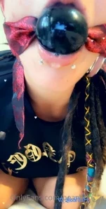 Peachberry420 - Go follow my sexy silly self on TikTok peachberry42o