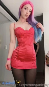 Morganlefoy - HELL HERE Don t look now but the cat is about to knock