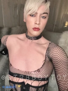 Str8boytoy - Do you like my slutty Gucci outfit for the gay porn