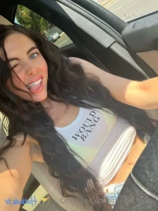 Theodoraday - Hi lt 3 I will be online the rest of the day Chatting