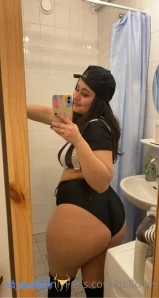 Liefloves - Lately I ve been eating good And it shows Join me in these