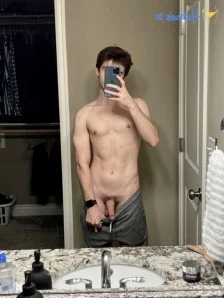 Thestepbrosfree - This was supposed to be a solo vid of me jerking off