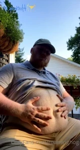 Roaminghog - Ive got a big belly and my baby has a big ass kc90001