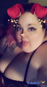 Mskittydelgato - Your big fat girlfriend just won t stop eating