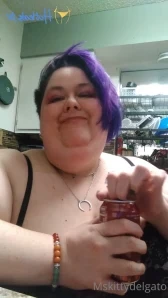 Mskittydelgato - Hi down there loser