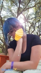 Haruphine - Was about to start recording content but my roommate