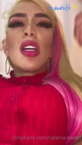 Valeriajones98 - Who wants to suck my dick