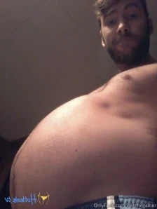 Jakethegainer - Playing with my fat gut in bed thank yall so much for