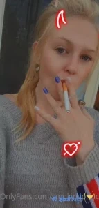 Smokingprincessof - Treat yourself to my new porno FISHNET SMOKER PUTS