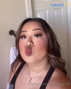 Asianbbygirl18 - Go add this baddie she s new and a freak putilandiaaa