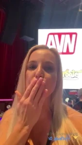 Sophiawest - Think you could handle this heat