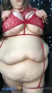 Fatstonerchick - Should I drop them out