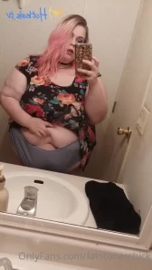Fatstonerchick - New content coming next week Sorry for the delay Had