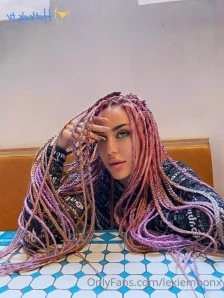 Lexiegreyx - A lot of time without post