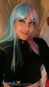 Lexiegreyx - For my nylon lovers