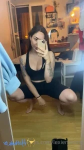Lexiegreyx - Are you online now Tell me what are you doing
