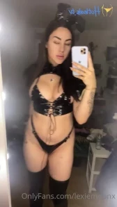 Lexiegreyx - Sometimes only we need hugs