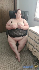 Juicybootybbw - Just a little teaser from the video