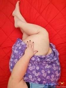 Juicybootybbw - Getting Mr Bear cock hard and enjoying it deep in my
