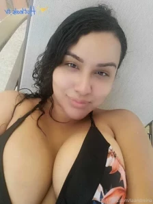 Curvybunny91 - Te gusta como me estoy masturbando amor part 4