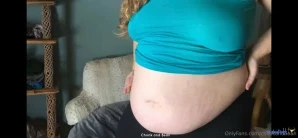 Chonkandbean - BBW Bounces on the Bed for You 5min 23sec Hey it s