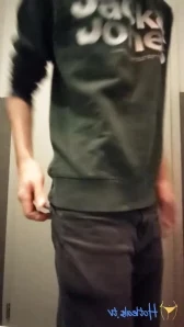 Nickfoxxfree - Long time no content for my feet friends O Oh and sorry