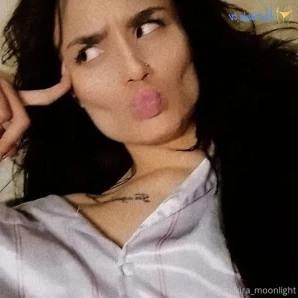 Kiramoonlight - Baby my hot ass needs your attention Do you want to