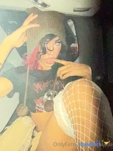 Jynxphobic - hot girls have dicks