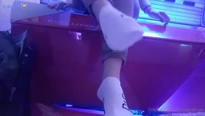 Krissamistress - Are you a foot addict