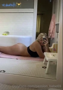 Passion_babe69 - anyayummy_lv loves to masturbate looking at herself