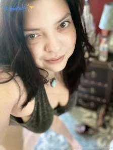 Raqueltorrezxox - Wishing everyone a good Monday