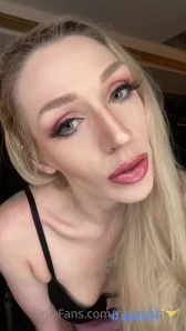Rubyenraylls - Hey cuties Are you feeling explosive Let s blow off