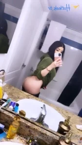 Breezybabiii - swipe to see my booty