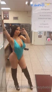 Breezybabiii - dinner with a view would you take me on a date