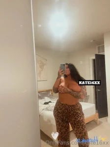 Kate16xx - Tiger stripes be showwwinn since losing hella weight