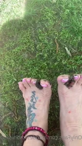 Goddessmonica00w - Reverse dildo foot job per your request