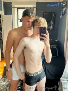 Justin_twinkk - Drain my cock into your fuck holes