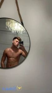 Justin_twinkk - Clean shaved