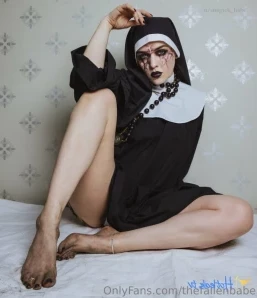 Thefallenbabe - Your demonic mistress is here to show you the way