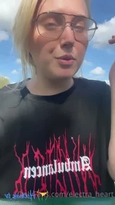 Electra_heart - Message me a if you re online xxx need someone to talk