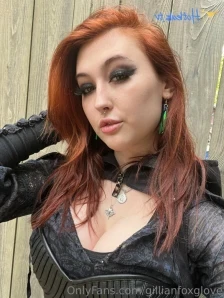 Gillianfoxglove - If you re good for Mommy maybe she ll give you a