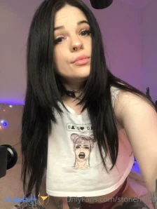 Stonemlina - I am convinced that black is absolutely my color