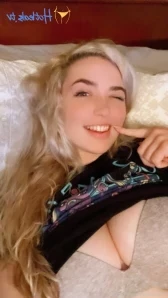 Rosie477 - hii cuties just posted a new nsfw asmr ear licking video on