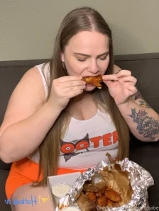 Burstingbabe - Quick video for you all I am still getting use to
