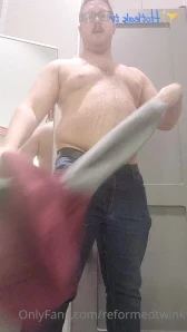 Reformedtwink - Refueling after a workout Some nice belches and