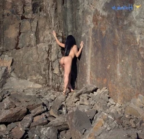 Wetnikki - Check out my story for pics of my new place