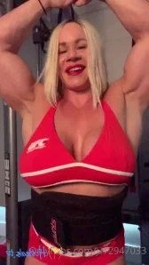 Aleeshayoung - What would you do if you met me on this bridge in this 