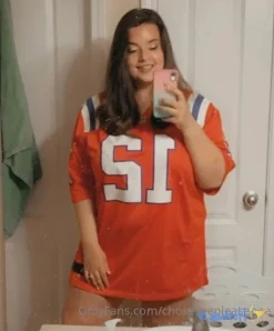 Chokemepleaseeee - Tell me how badly you need my tight wet pussy